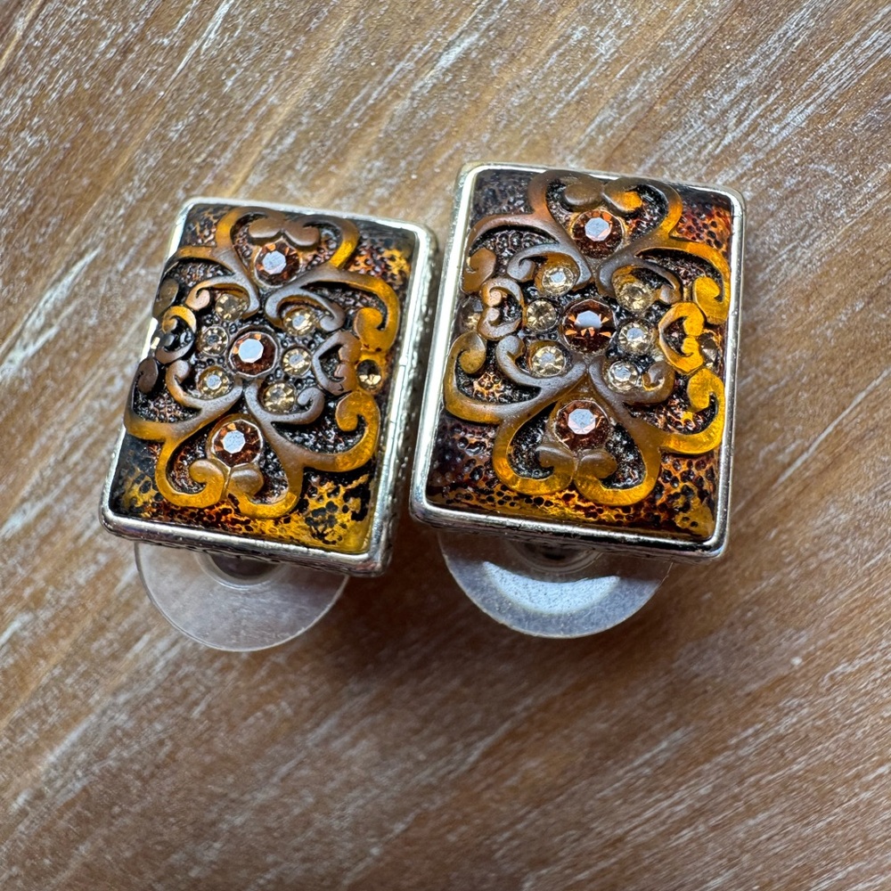 Vintage Style Rectangular Earrings with Intricate Design